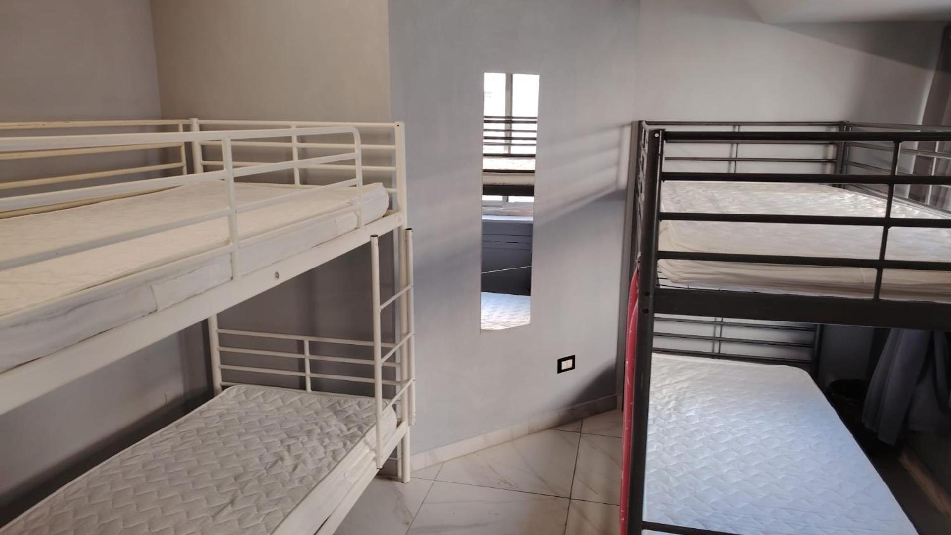 Lion University & Youth Hostel Milano Экстерьер фото